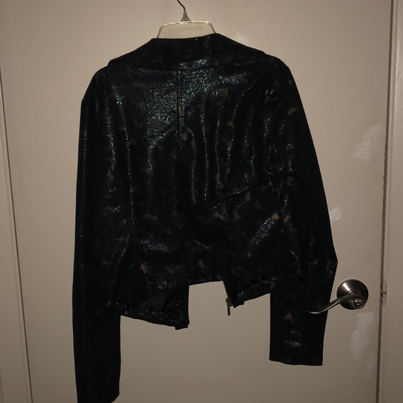 jacket - Picture 2 of 2